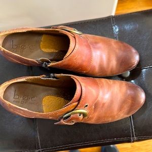B.O.C. born lightly used size 8.5